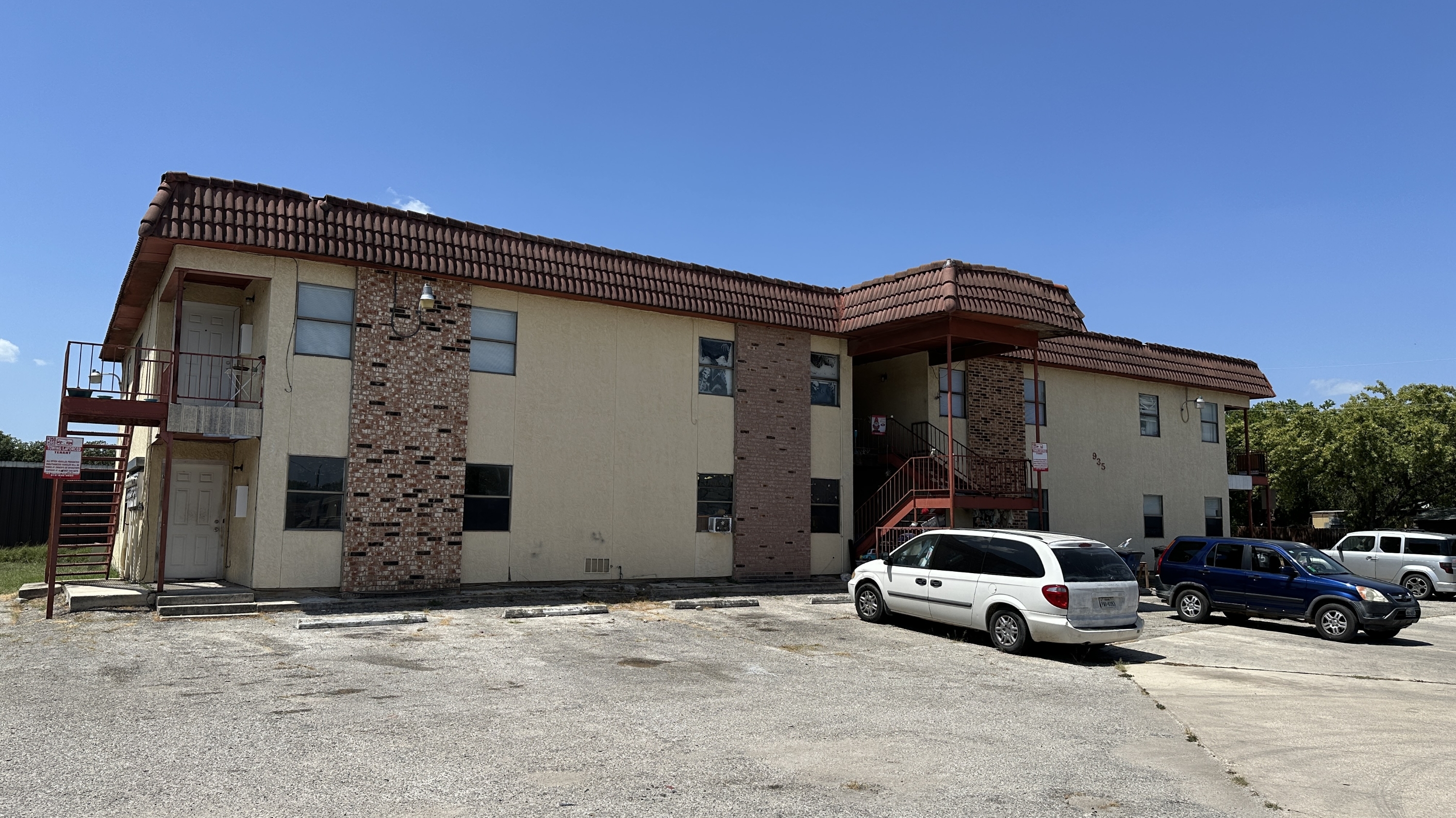 935 Linde Avenue - H
